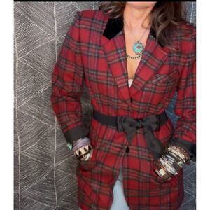 Vintage Red‎ Plaid Wool Blazer with velvet collar & buttons Sz 10